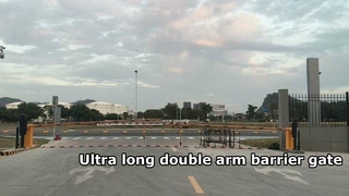 Ultralanges Doppelarm-Absperrgitter T01