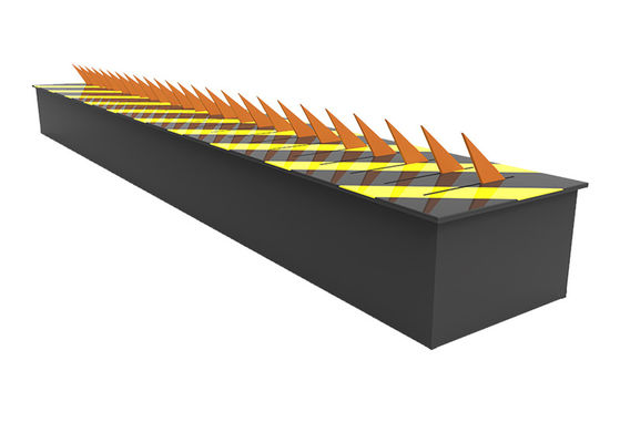 15 cm Spike-Höhe Q235 Stahl IP68 Schutz Automatischer Hydraulik-Reifen-Killer Straßenspitzenbarriere